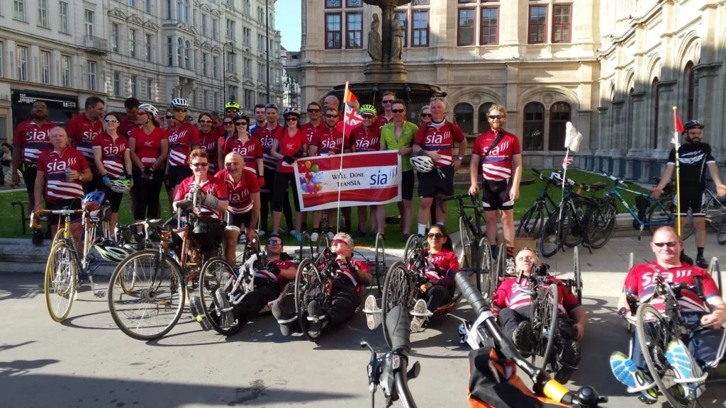 The end, outside the Opera House (I'm the sunburnt one on the right !)