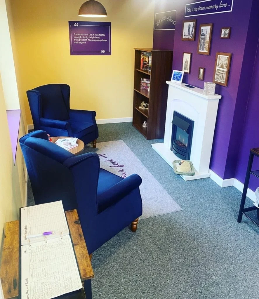 dementia-firendly-branch-bookshelf