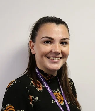 Meet Lauren Knowles lauren knowles square